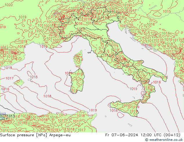 Atmosférický tlak Arpege-eu Pá 07.06.2024 12 UTC