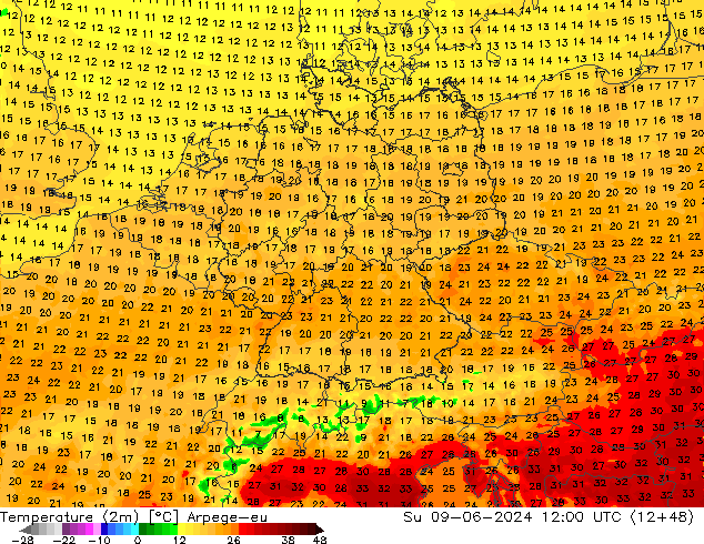 Temperaturkarte (2m) Arpege-eu So 09.06.2024 12 UTC