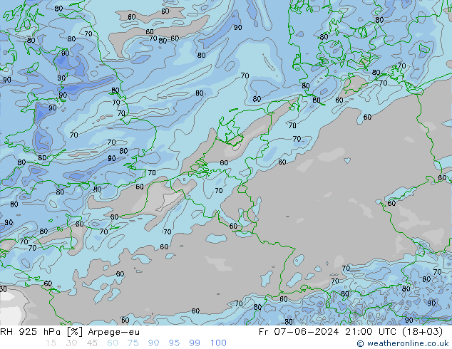 Humedad rel. 925hPa Arpege-eu vie 07.06.2024 21 UTC