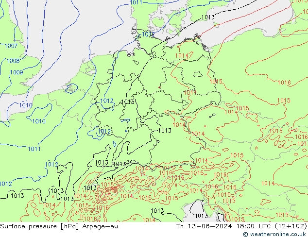 Atmosférický tlak Arpege-eu Čt 13.06.2024 18 UTC