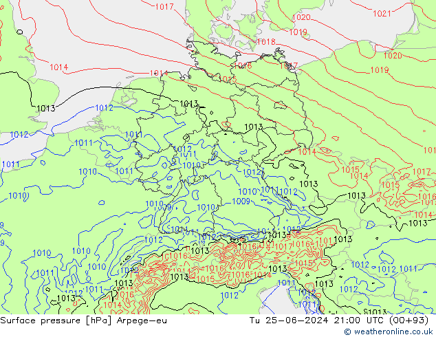 Surface pressure Arpege-eu Tu 25.06.2024 21 UTC
