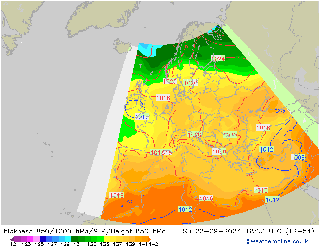 Dikte 850-1000 hPa COAMPS zo 22.09.2024 18 UTC