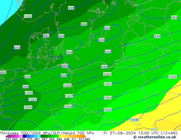 Thck 700-1000 hPa COAMPS Pá 27.09.2024 12 UTC