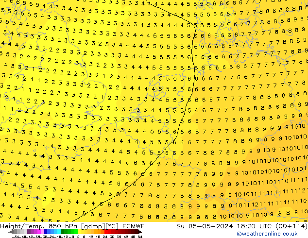 Z500/Yağmur (+YB)/Z850 ECMWF Paz 05.05.2024 18 UTC