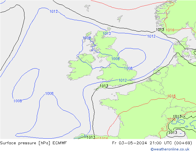 Pressione al suolo ECMWF ven 03.05.2024 21 UTC