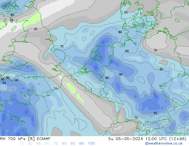 RH 700 hPa ECMWF nie. 05.05.2024 12 UTC