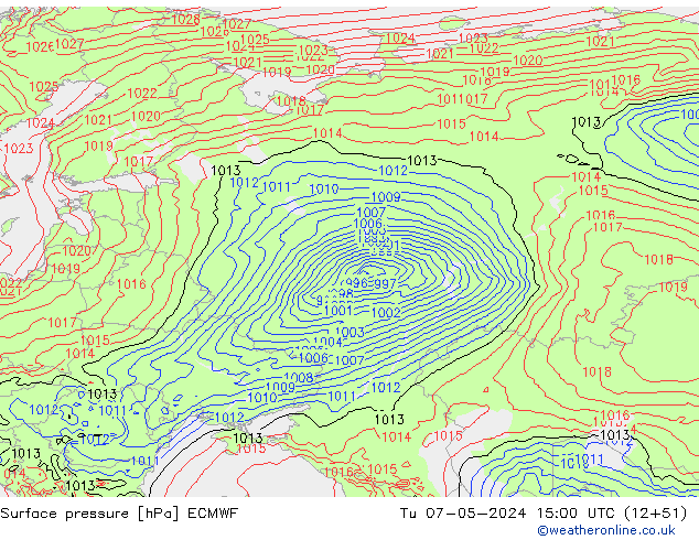 pression de l'air ECMWF mar 07.05.2024 15 UTC