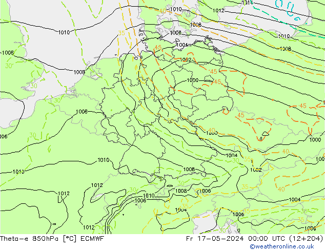 Theta-e 850hPa ECMWF vr 17.05.2024 00 UTC