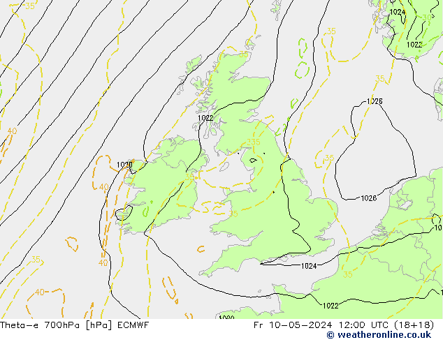 Theta-e 700hPa ECMWF ven 10.05.2024 12 UTC