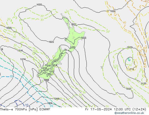 Theta-e 700hPa ECMWF Pá 17.05.2024 12 UTC