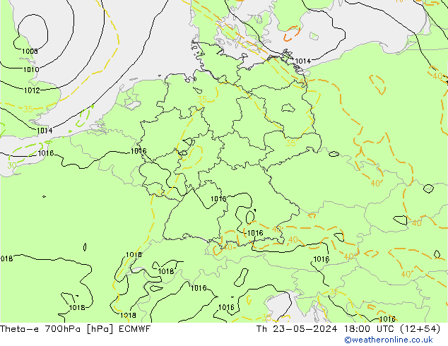 Theta-e 700hPa ECMWF gio 23.05.2024 18 UTC