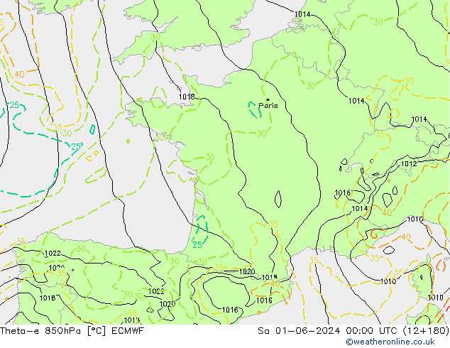 Theta-e 850hPa ECMWF So 01.06.2024 00 UTC