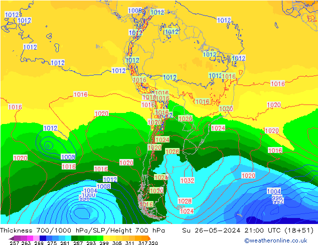 Thck 700-1000 hPa ECMWF Dom 26.05.2024 21 UTC