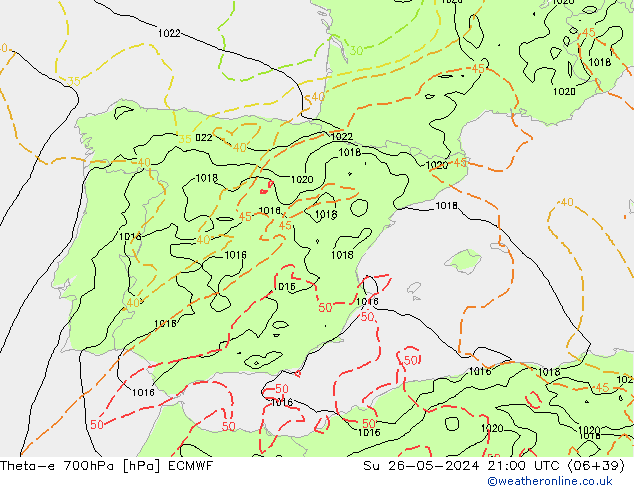 Theta-e 700hPa ECMWF dom 26.05.2024 21 UTC