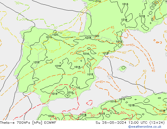 Theta-e 700hPa ECMWF dim 26.05.2024 12 UTC