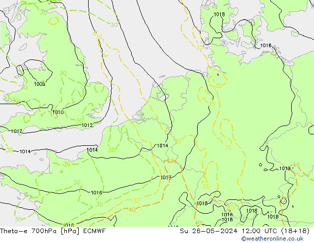 Theta-e 700hPa ECMWF So 26.05.2024 12 UTC