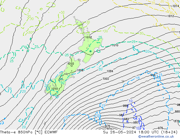 Theta-e 850hPa ECMWF dim 26.05.2024 18 UTC