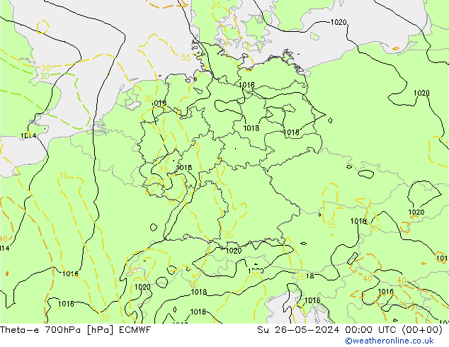 Theta-e 700hPa ECMWF dim 26.05.2024 00 UTC