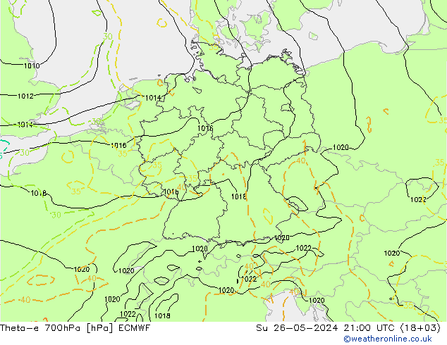 Theta-e 700hPa ECMWF dom 26.05.2024 21 UTC