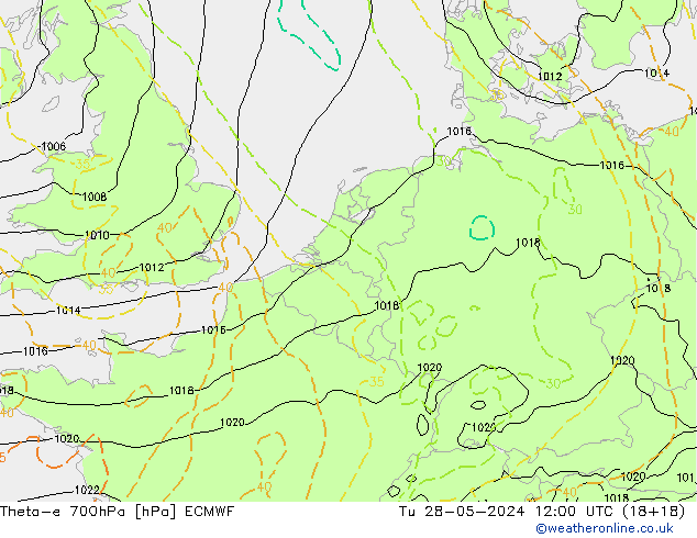 Theta-e 700hPa ECMWF Út 28.05.2024 12 UTC
