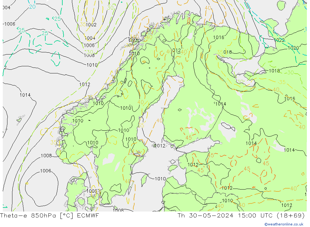 Theta-e 850hPa ECMWF Qui 30.05.2024 15 UTC