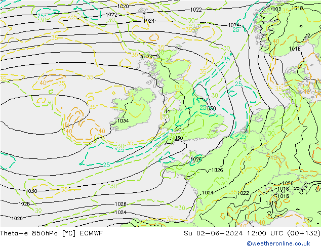 Theta-e 850hPa ECMWF zo 02.06.2024 12 UTC