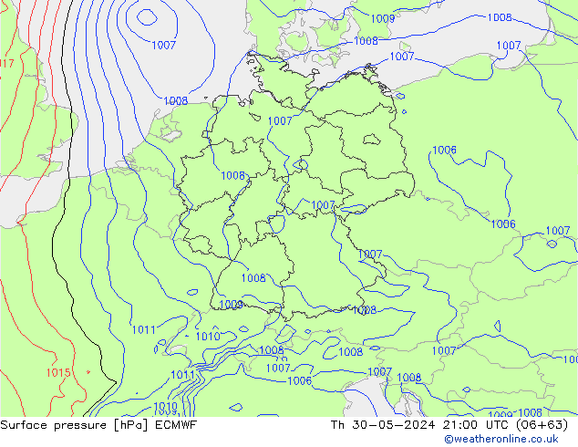 Surface pressure ECMWF Th 30.05.2024 21 UTC