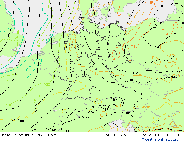 Theta-e 850hPa ECMWF dim 02.06.2024 03 UTC