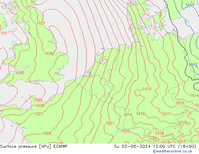 Presión superficial ECMWF dom 02.06.2024 12 UTC