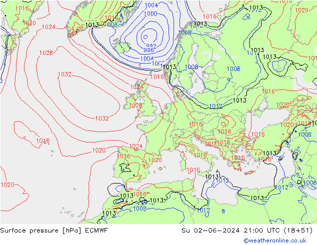 Surface pressure ECMWF Su 02.06.2024 21 UTC