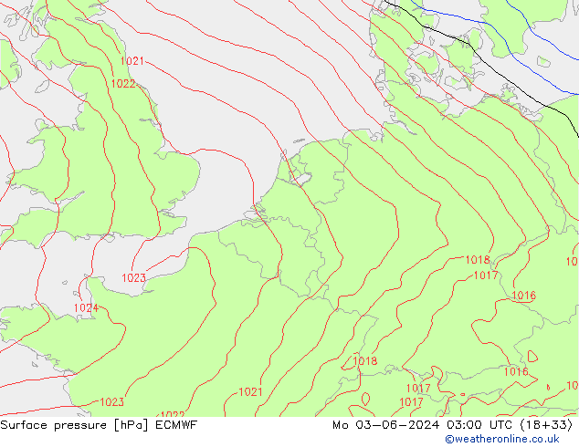 Surface pressure ECMWF Mo 03.06.2024 03 UTC