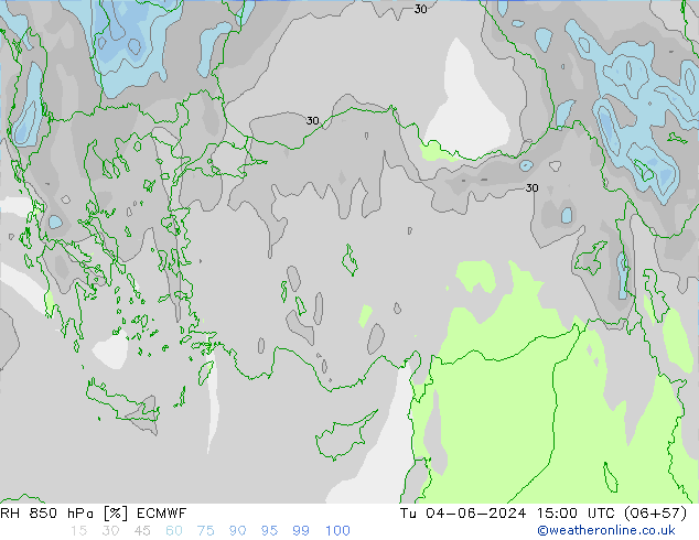 RH 850 гПа ECMWF вт 04.06.2024 15 UTC