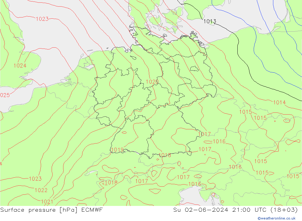 Surface pressure ECMWF Su 02.06.2024 21 UTC