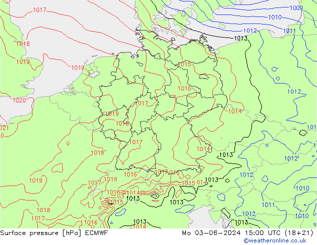 Surface pressure ECMWF Mo 03.06.2024 15 UTC