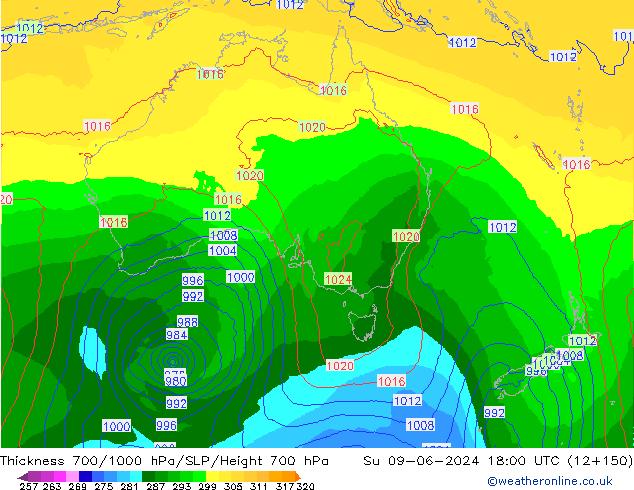 Dikte700-1000 hPa ECMWF zo 09.06.2024 18 UTC