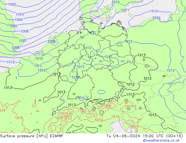 Surface pressure ECMWF Tu 04.06.2024 15 UTC