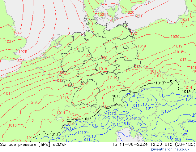 приземное давление ECMWF вт 11.06.2024 12 UTC