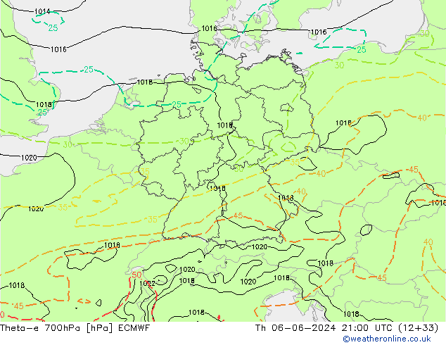 Theta-e 700hPa ECMWF jue 06.06.2024 21 UTC