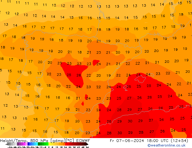 Z500/Rain (+SLP)/Z850 ECMWF пт 07.06.2024 18 UTC