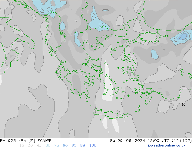 RH 925 hPa ECMWF Dom 09.06.2024 18 UTC