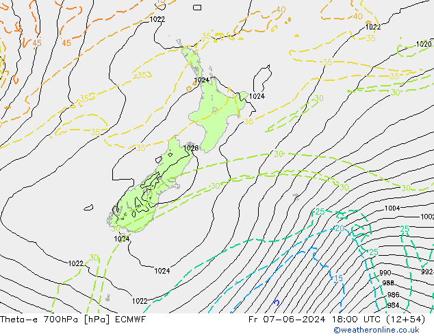 Theta-e 700hPa ECMWF vie 07.06.2024 18 UTC