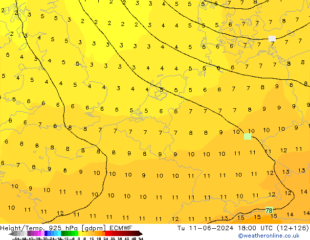 Géop./Temp. 925 hPa ECMWF mar 11.06.2024 18 UTC