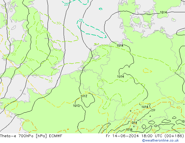 Theta-e 700hPa ECMWF Cu 14.06.2024 18 UTC