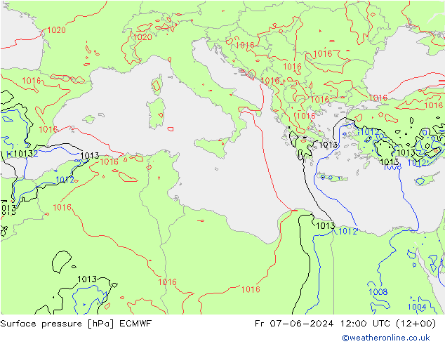 приземное давление ECMWF пт 07.06.2024 12 UTC