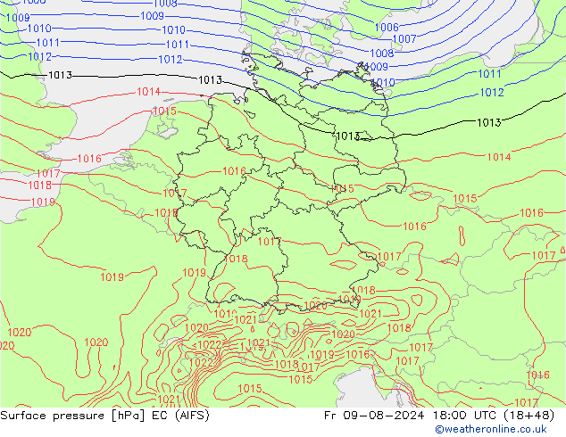 地面气压 EC (AIFS) 星期五 09.08.2024 18 UTC