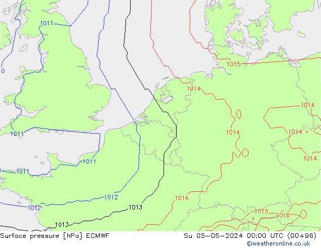 Presión superficial ECMWF dom 05.05.2024 00 UTC