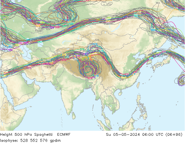 Height 500 hPa Spaghetti ECMWF dom 05.05.2024 06 UTC