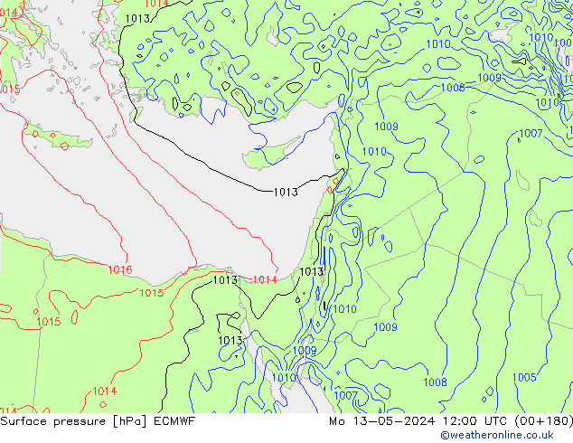 Atmosférický tlak ECMWF Po 13.05.2024 12 UTC