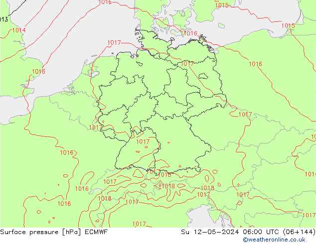 Atmosférický tlak ECMWF Ne 12.05.2024 06 UTC