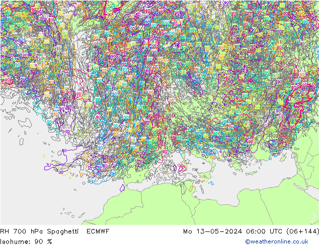 RH 700 hPa Spaghetti ECMWF pon. 13.05.2024 06 UTC
